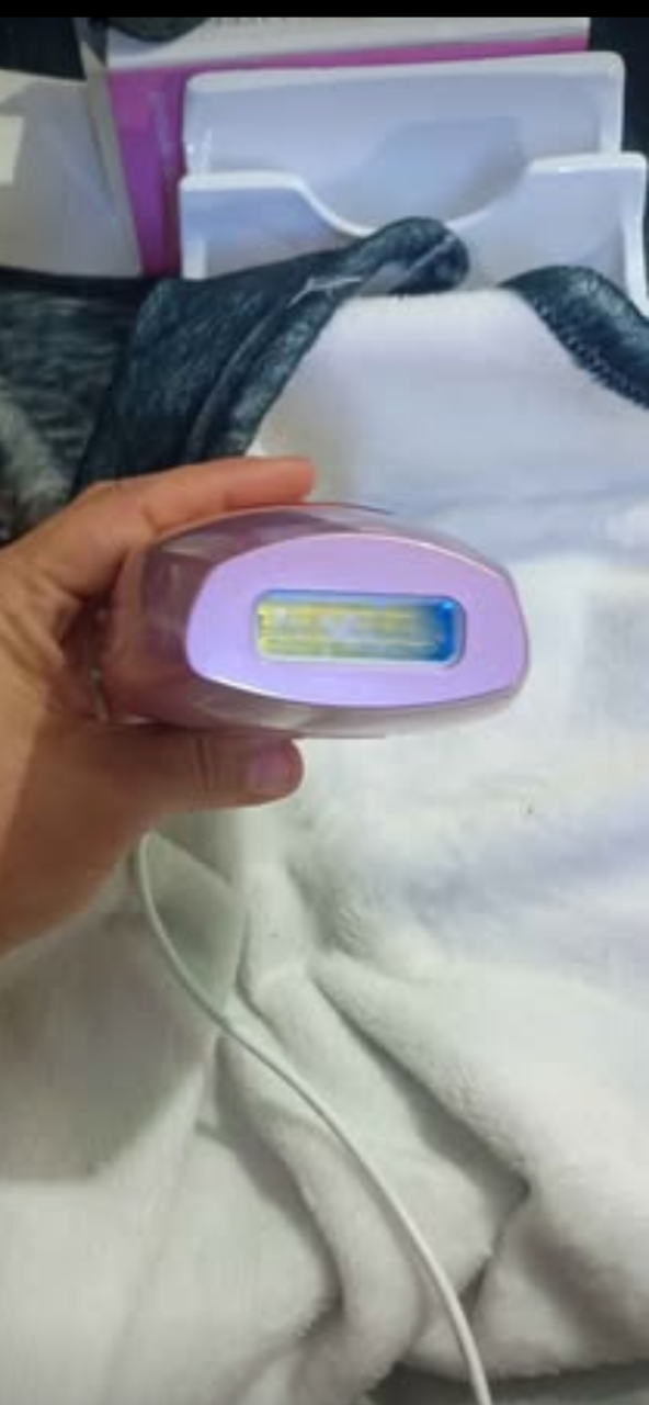 Depiladora IPL rosa con accesorios - 4