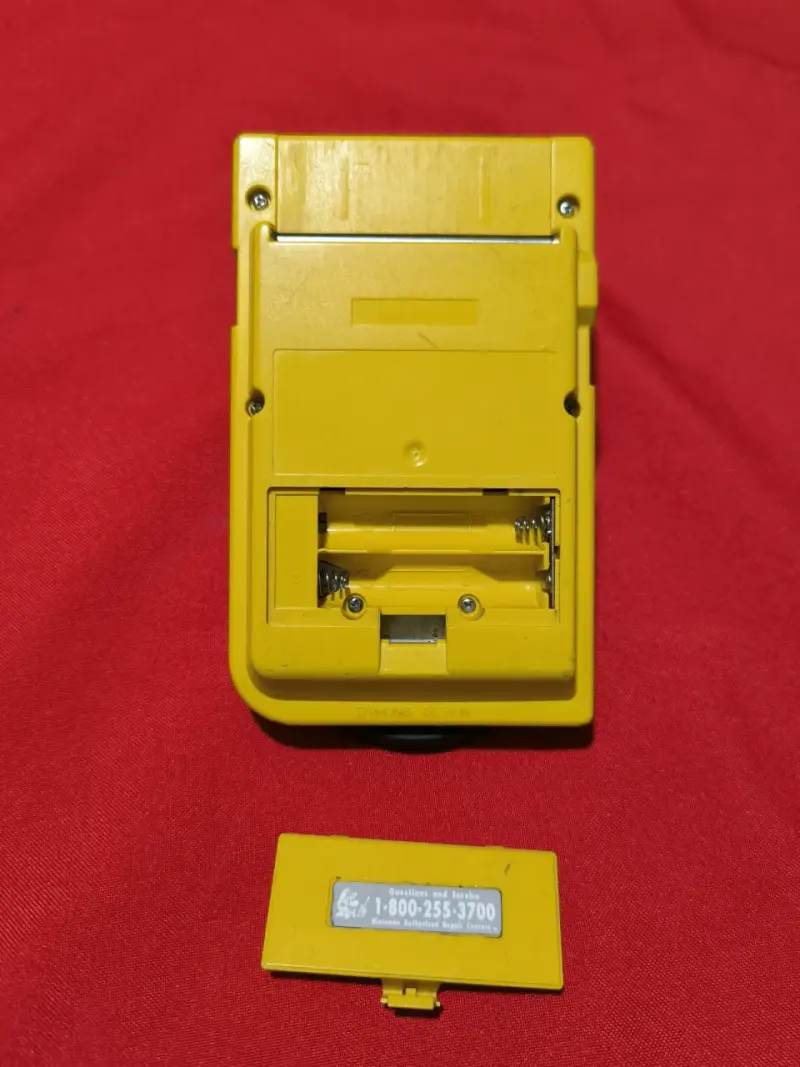Game Boy Pocket amarillo - 4