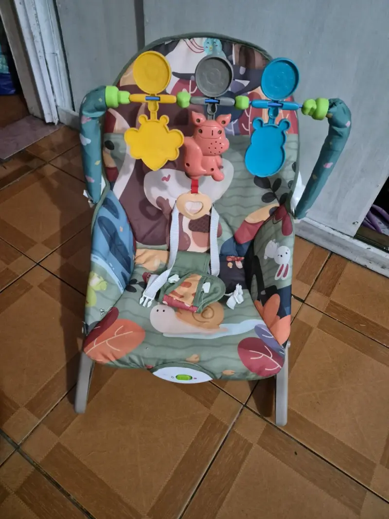 Silla mecedora para bebé