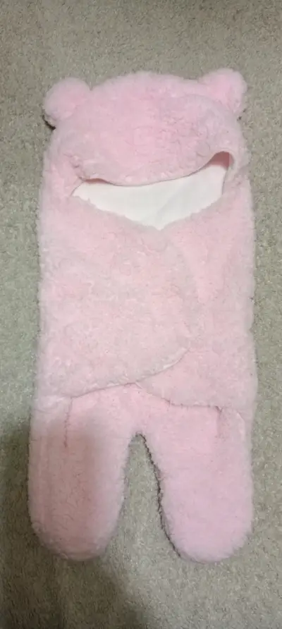 Enterito rosa peludo para bebé - miniatura 2
