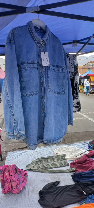 Camisa de mezclilla azul - miniatura 1