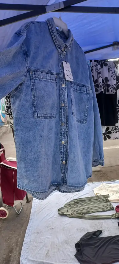 Camisa de mezclilla azul - miniatura 2