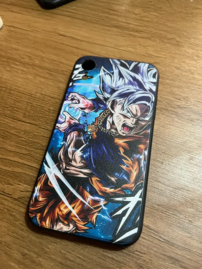 iPhone XR con dos carcasas - 4