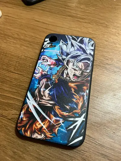 iPhone XR con dos carcasas - miniatura 4