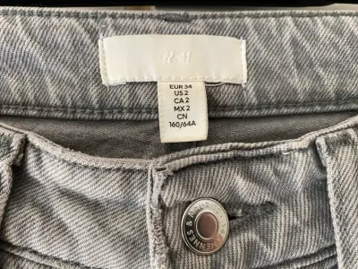 Jeans gris anchos de mujer - miniatura 2