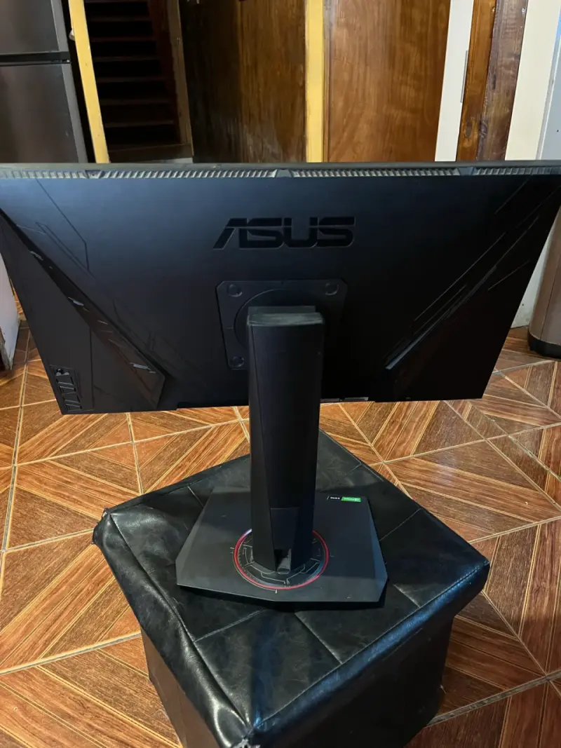 Monitor ASUS 24 pulgadas - 2