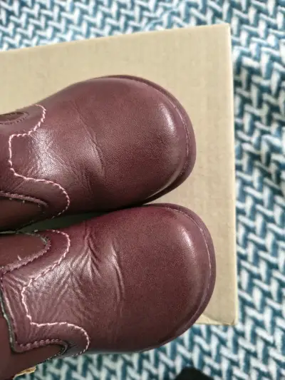 Botas marrones con flores - miniatura 3