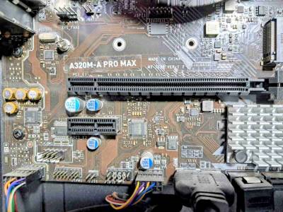 Pc RYZEN 3 3200 MONITOR 21,5" - miniatura 4