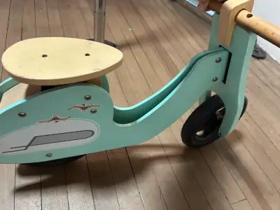 Bicicleta de equilibrio infantil - miniatura 3
