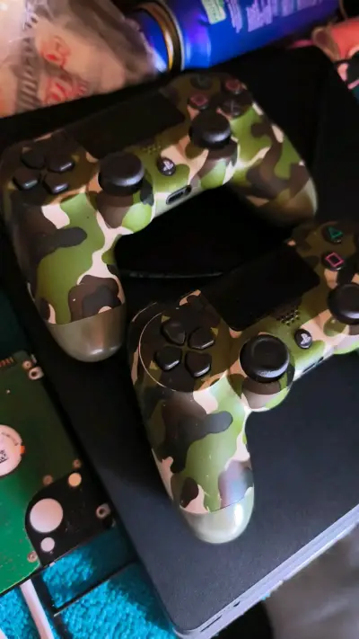 Consola PlayStation negra - miniatura 2