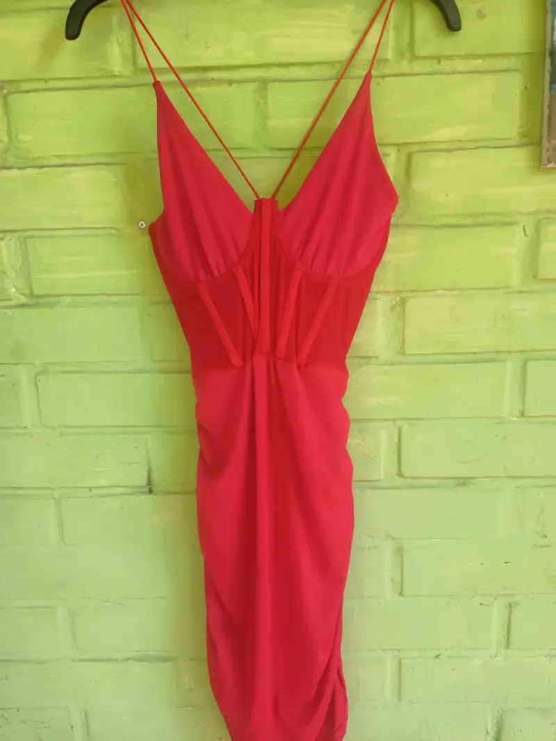 Vestido beige con volantes - 3