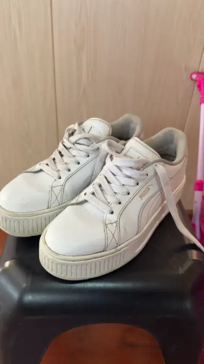Zapatillas blancas deportivas puma - miniatura 2