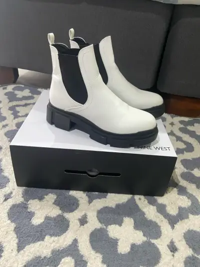 Botines blancos Nine West - miniatura 1