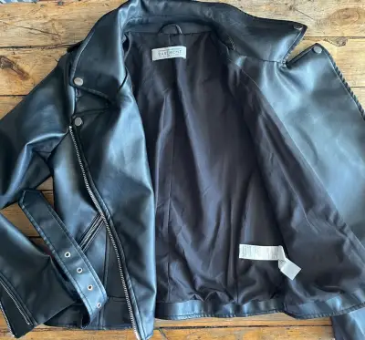 Chaqueta Biker de eco cuero negra - miniatura 4