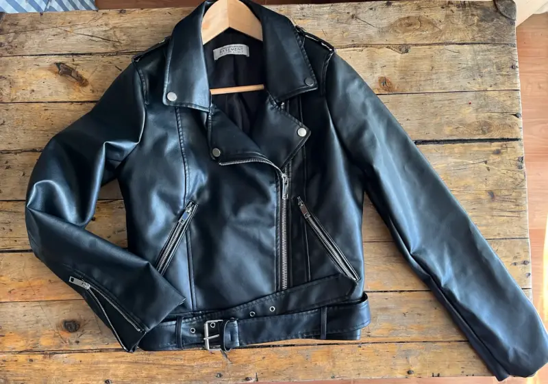 Chaqueta Biker de eco cuero negra - 5