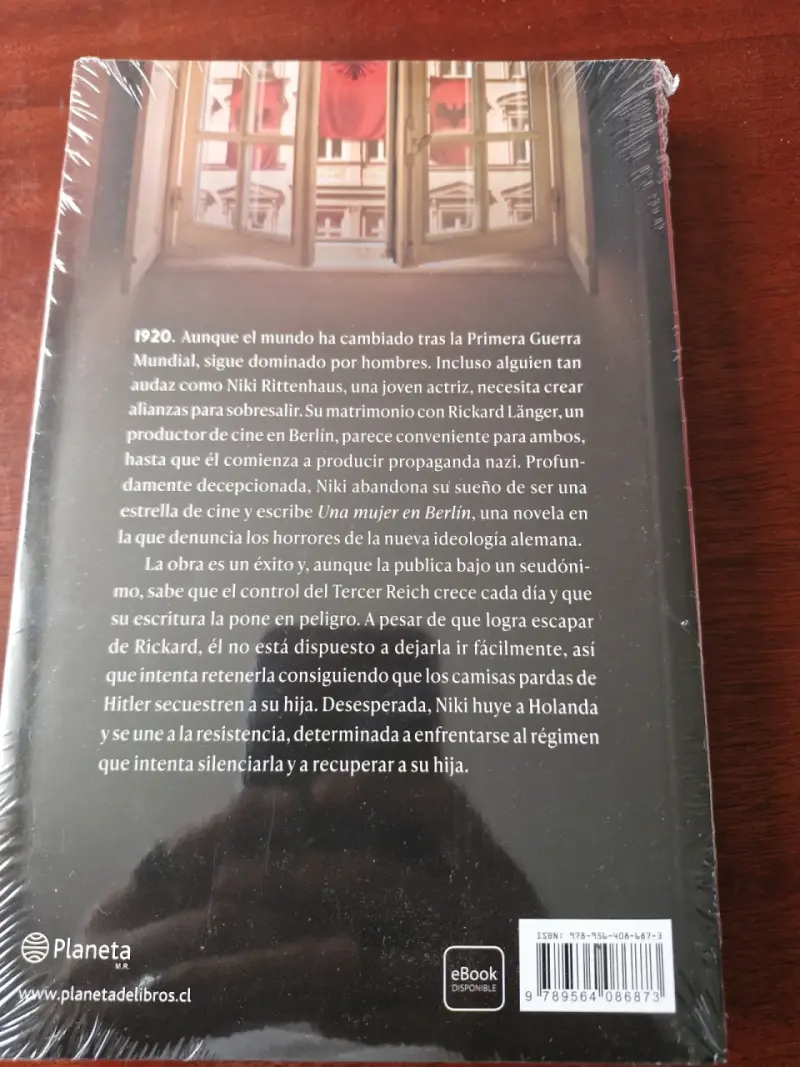 Libro La Novelista de Berlín - 2