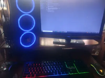 PC con AMD Ryzen 5 3500X y 16GB RAM - miniatura 4