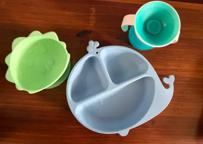 Juego de vajilla infantil silicona - miniatura 1