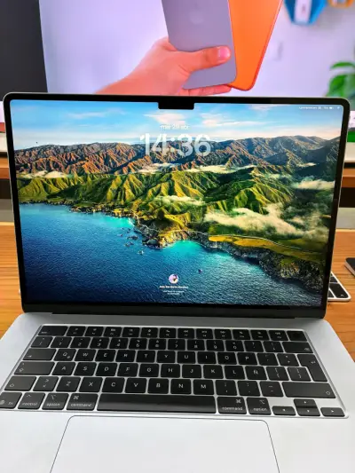 MacBook air 15 pulgadas m4 - miniatura 1