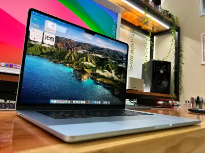 MacBook air 15 pulgadas m4 - miniatura 12