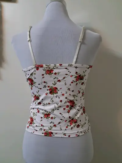 Variedad de top - miniatura 2