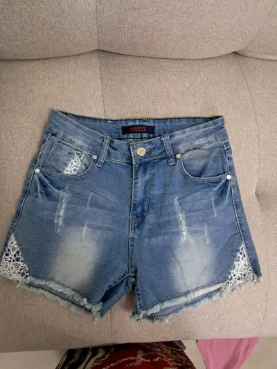 Shorts de mezclilla con encaje - miniatura 1