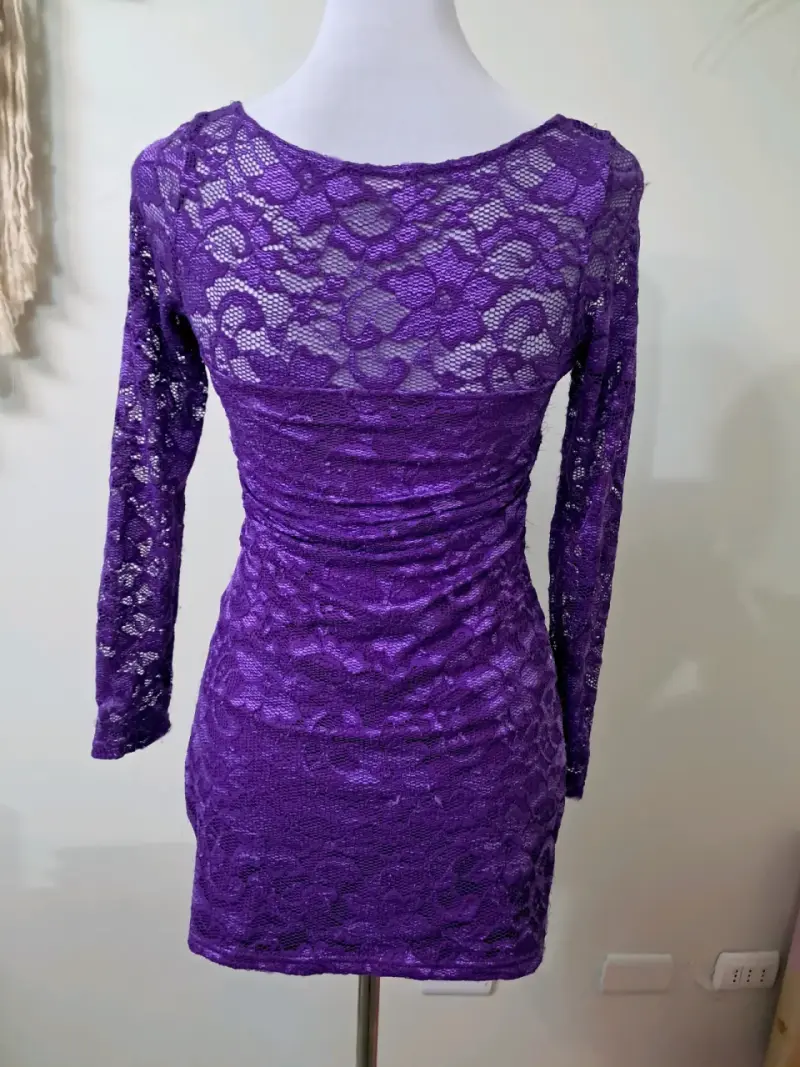 Vestido de encaje morado - 3