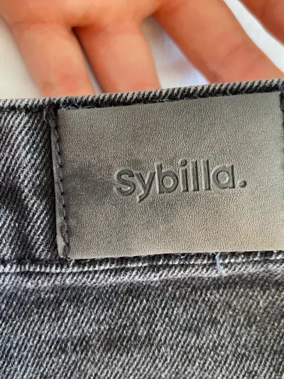 Falda negra denim con cintas - miniatura 2