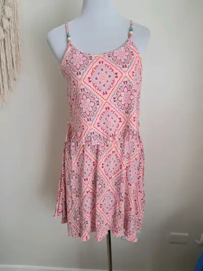 Vestido rosa estampado veraniego - miniatura 1
