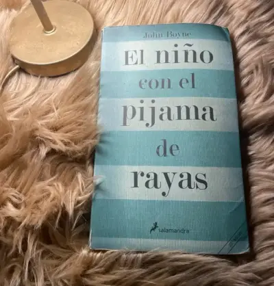 Libro 'El niño con el pijama de rayas' - miniatura 1