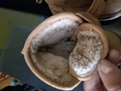 Botas de invierno café para niño talla 20 - miniatura 3