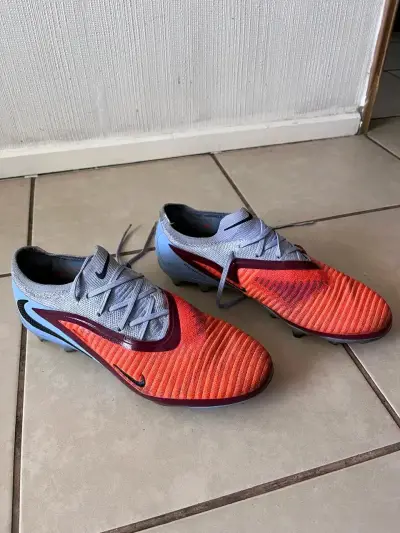 Zapatillas deportivas Marca Nike modelo phanton 6 - miniatura 2