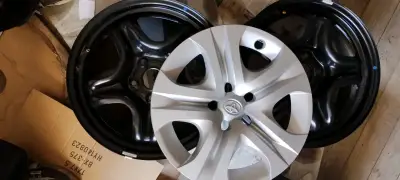 Juego de 4 Llantas Toyota con sus tapas - miniatura 1