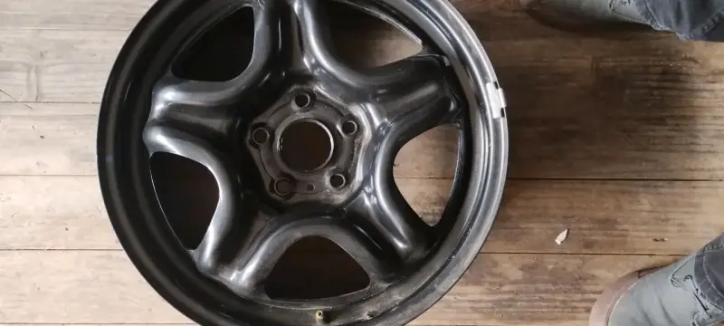 Juego de 4 Llantas Toyota con sus tapas - 4