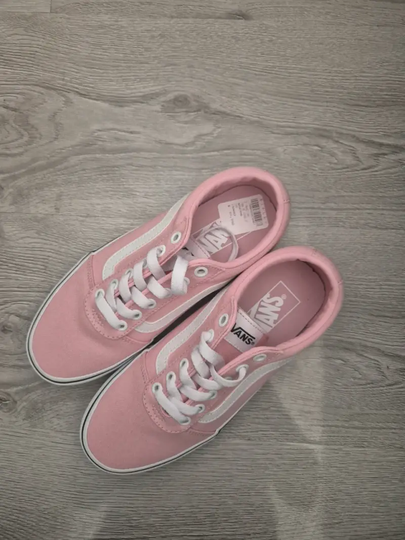 Zapatillas Vans rosas(nuevas, sin uso)