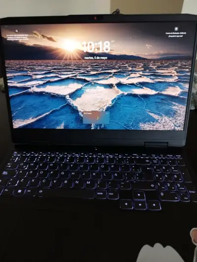 Notebook Gamer Lenovo - miniatura 2