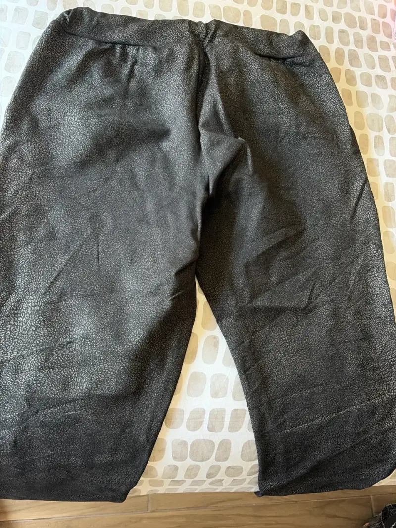 Pantalón deportivo gris oscuro - 2