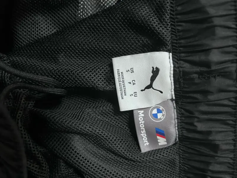 Pantalón deportivo negro y blanco - 2