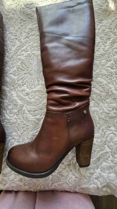 Botas largas de cuero marrón - miniatura 2
