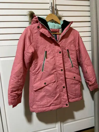 Chaqueta rosada con capucha - miniatura 2