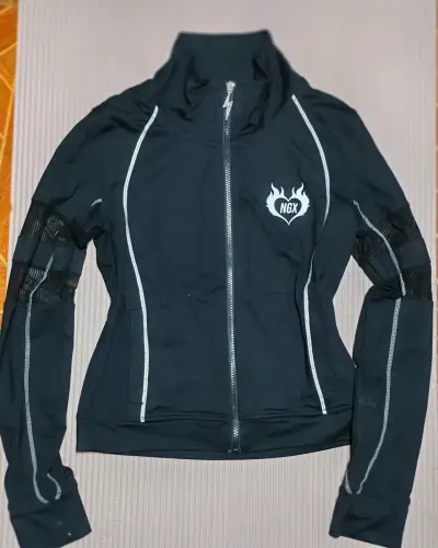 Chaqueta deportiva negra NGX - miniatura 1