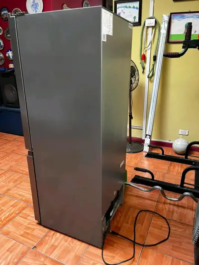 Refrigerador dos puertas gris - miniatura 1
