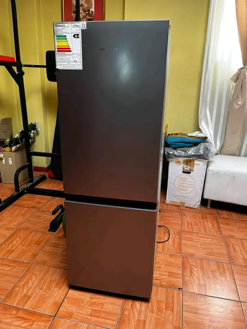 Refrigerador dos puertas gris - 2