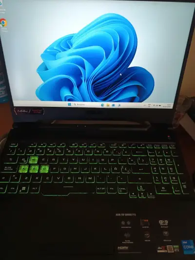 Portátil ASUS TUF Gaming F15 - miniatura 1