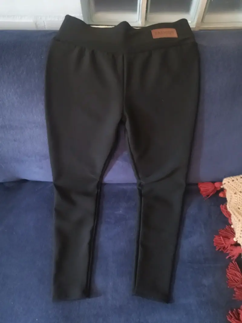 Pantalones deportivos negros - 3