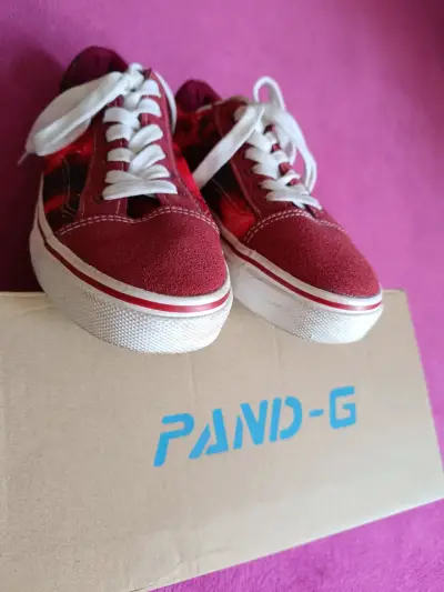 Zapatillas diseño galaxia espacial rojas - miniatura 5