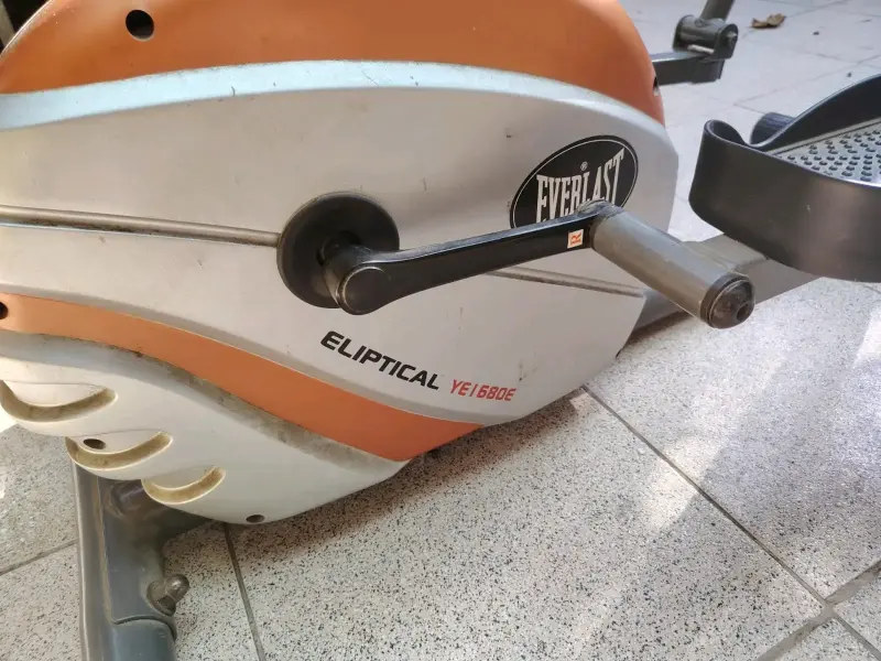 Elíptica Everlast para ejercicio - 2