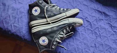 Zapatillas  negras Converse cuero - miniatura 1