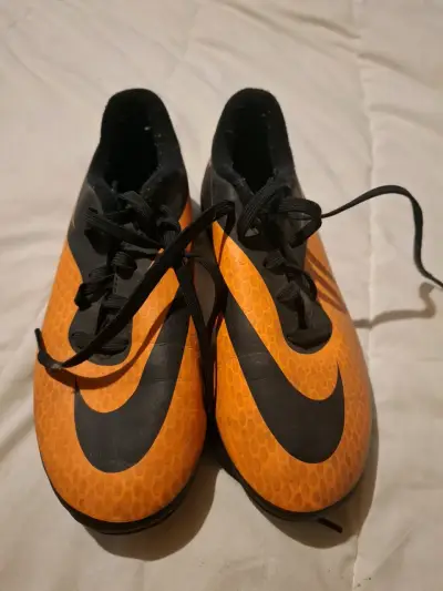 Zapatillas deportivas naranjas nike - miniatura 1