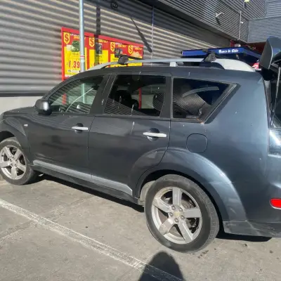 Mitsubishi Outlander - miniatura 3